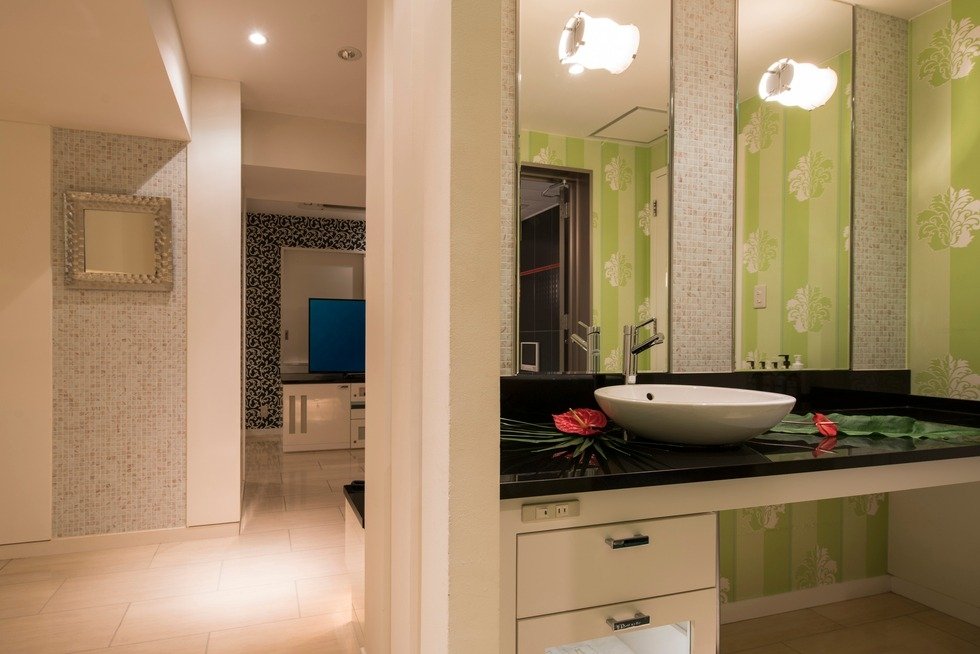 パウダールーム